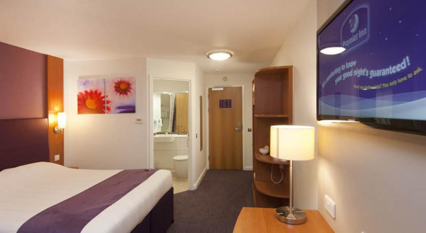 Premier Inn Basingstoke West Eksteriør bilde