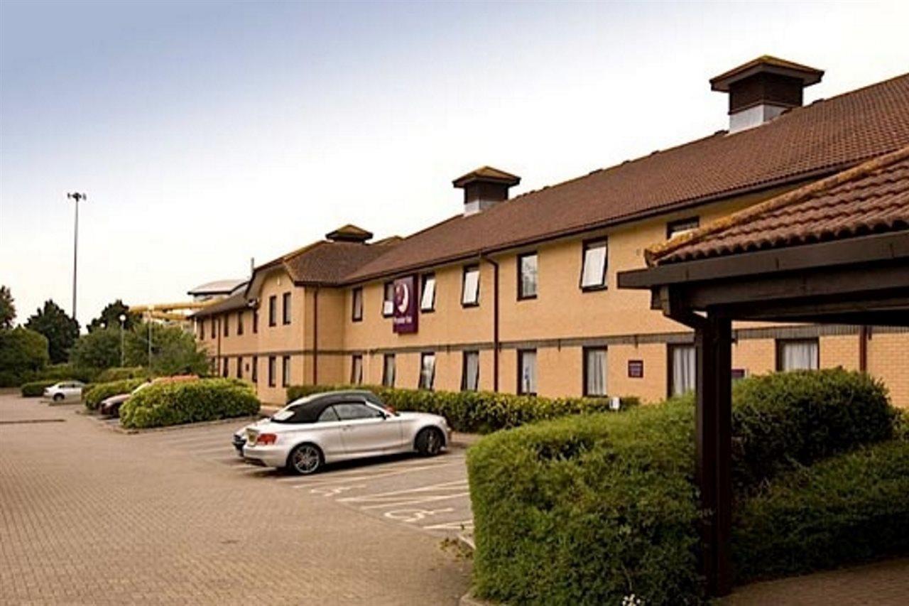 Premier Inn Basingstoke West Eksteriør bilde
